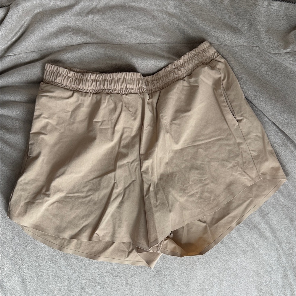 2 in 1 Uniqlo shorts